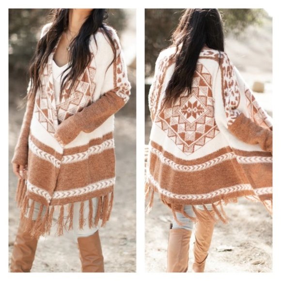 New Yellowstone Cowichan Western Cardigan Sweater - Picture 7 of 11